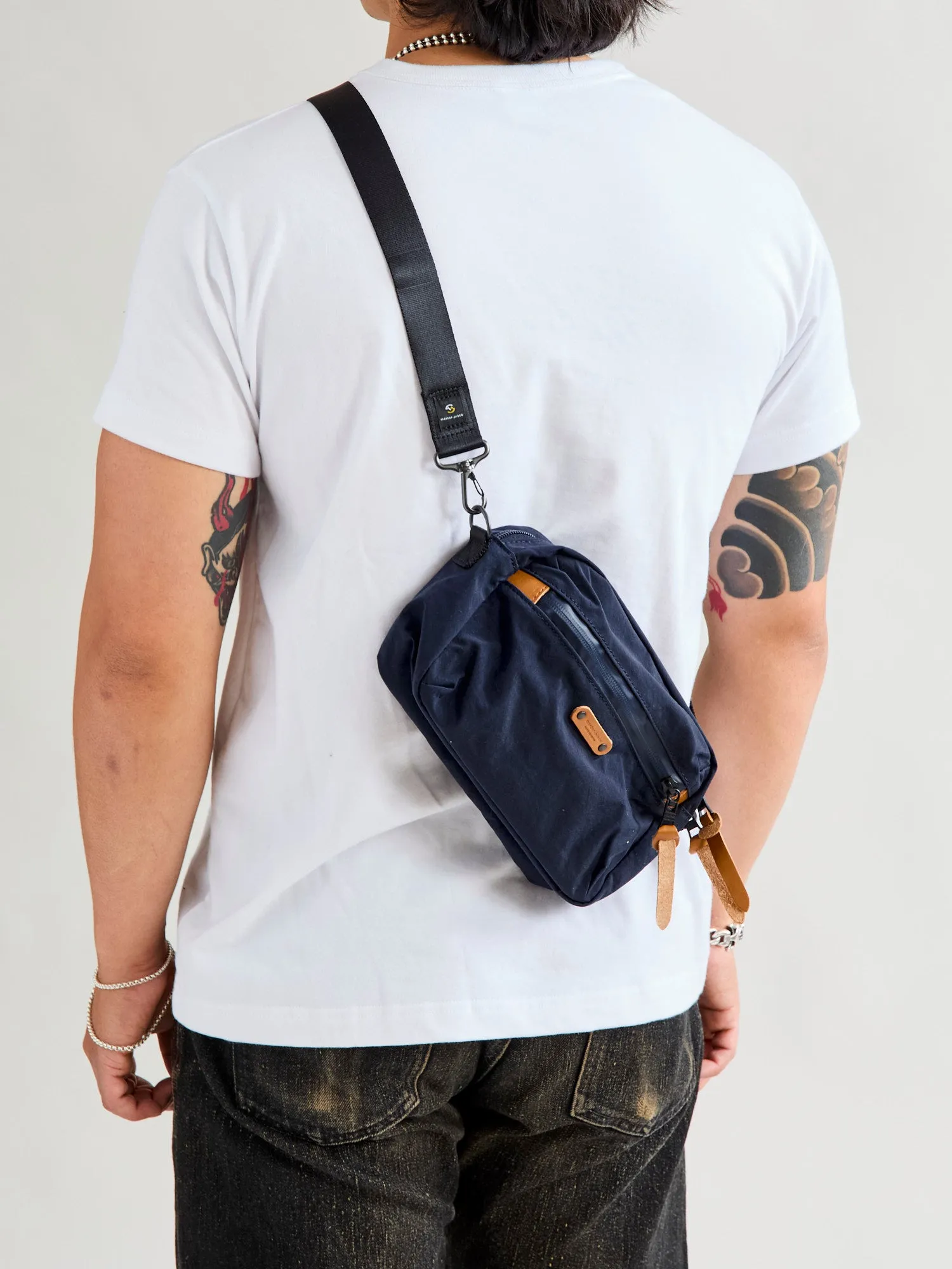 Root Mini Shoulder Bag in Navy