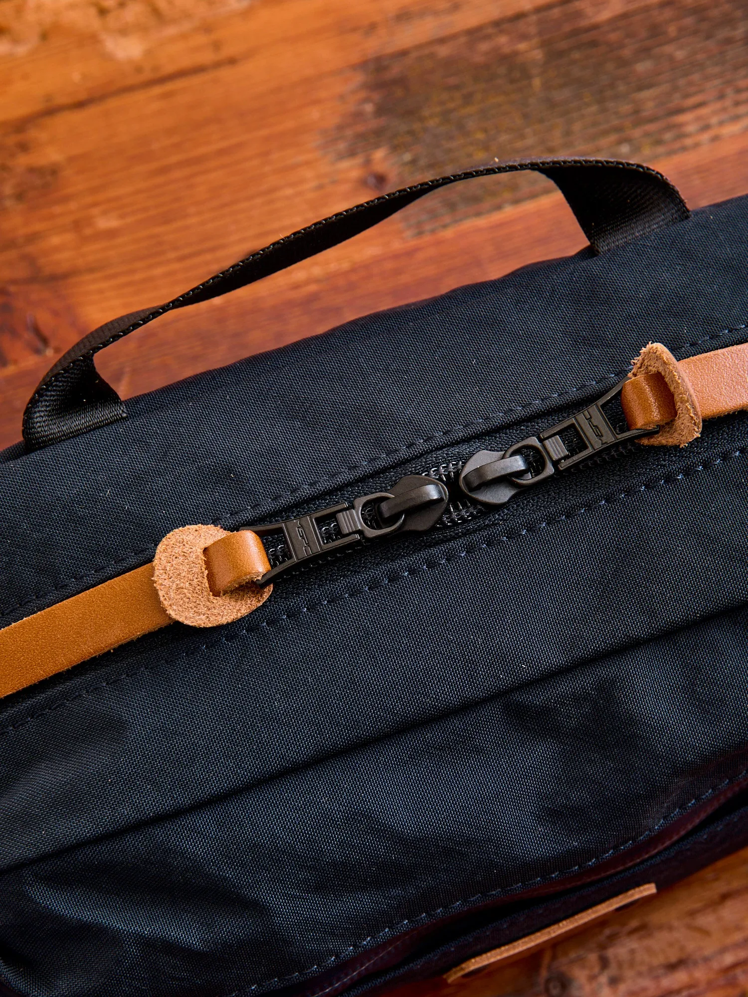 Root Mini Shoulder Bag in Navy