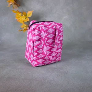 Water Proof Cotton Lunch Bag Pink Colour With White Prints.